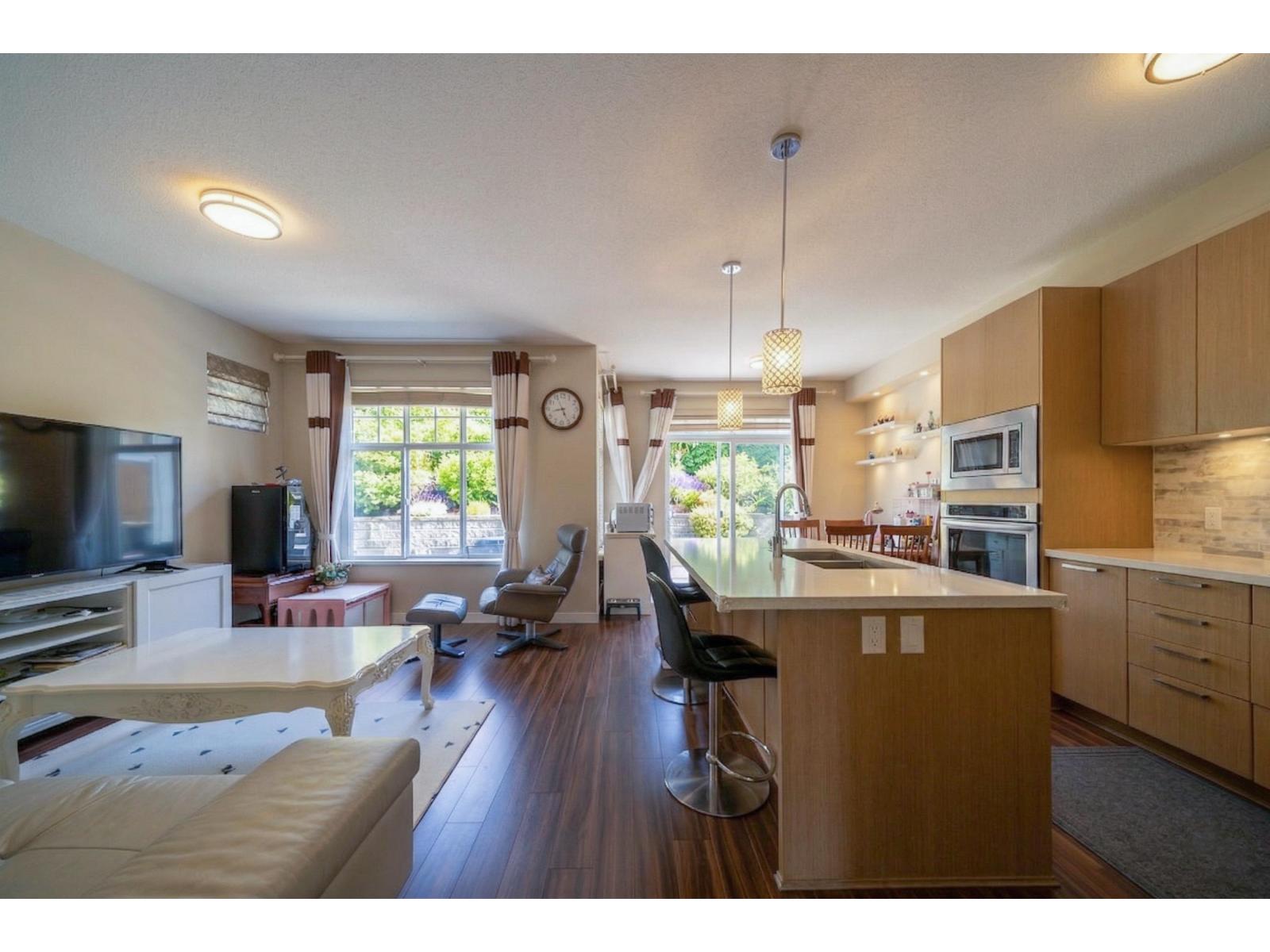 #36-10500 DELSOM Crescent, Delta