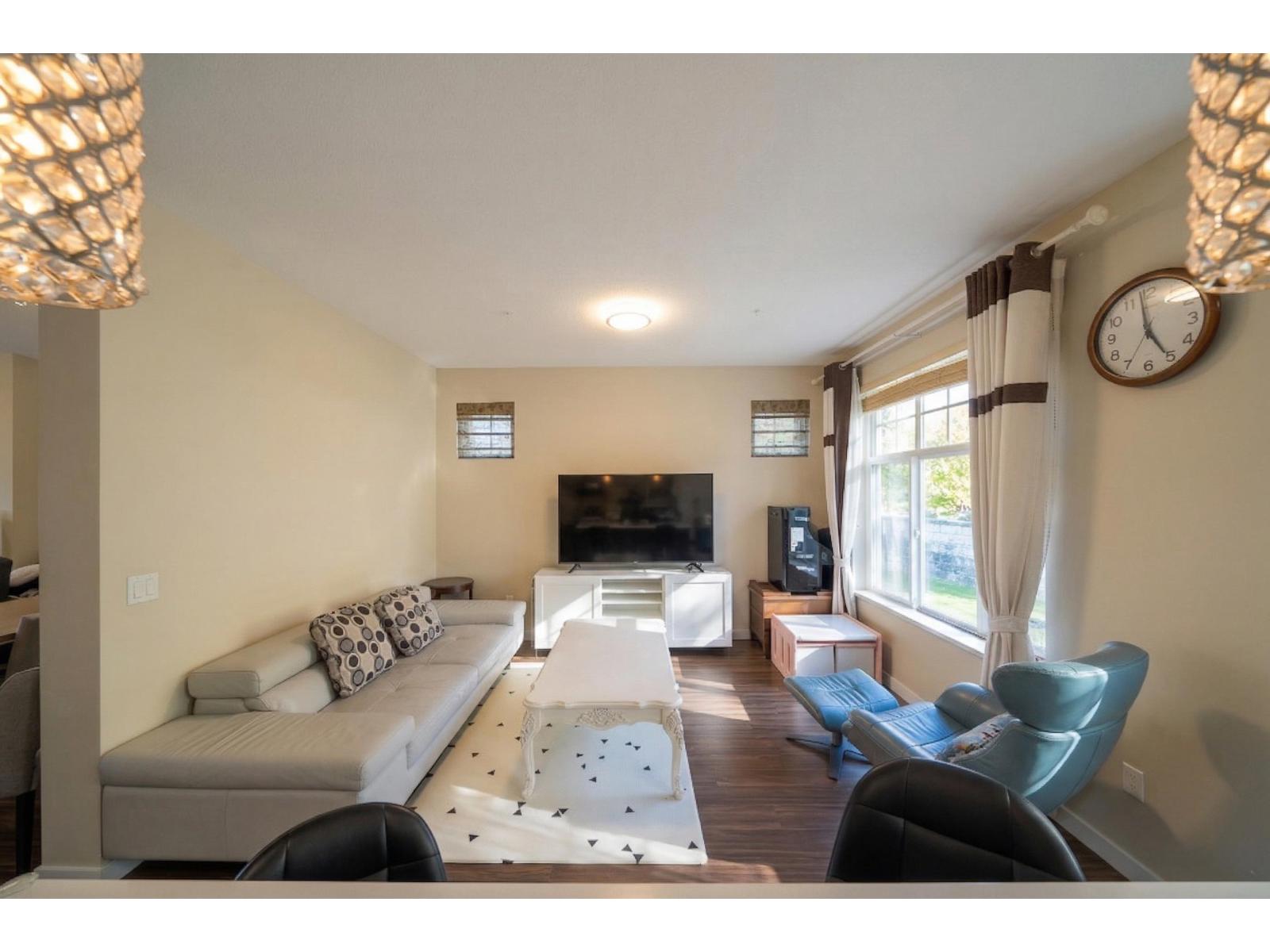 #36-10500 DELSOM Crescent, Delta