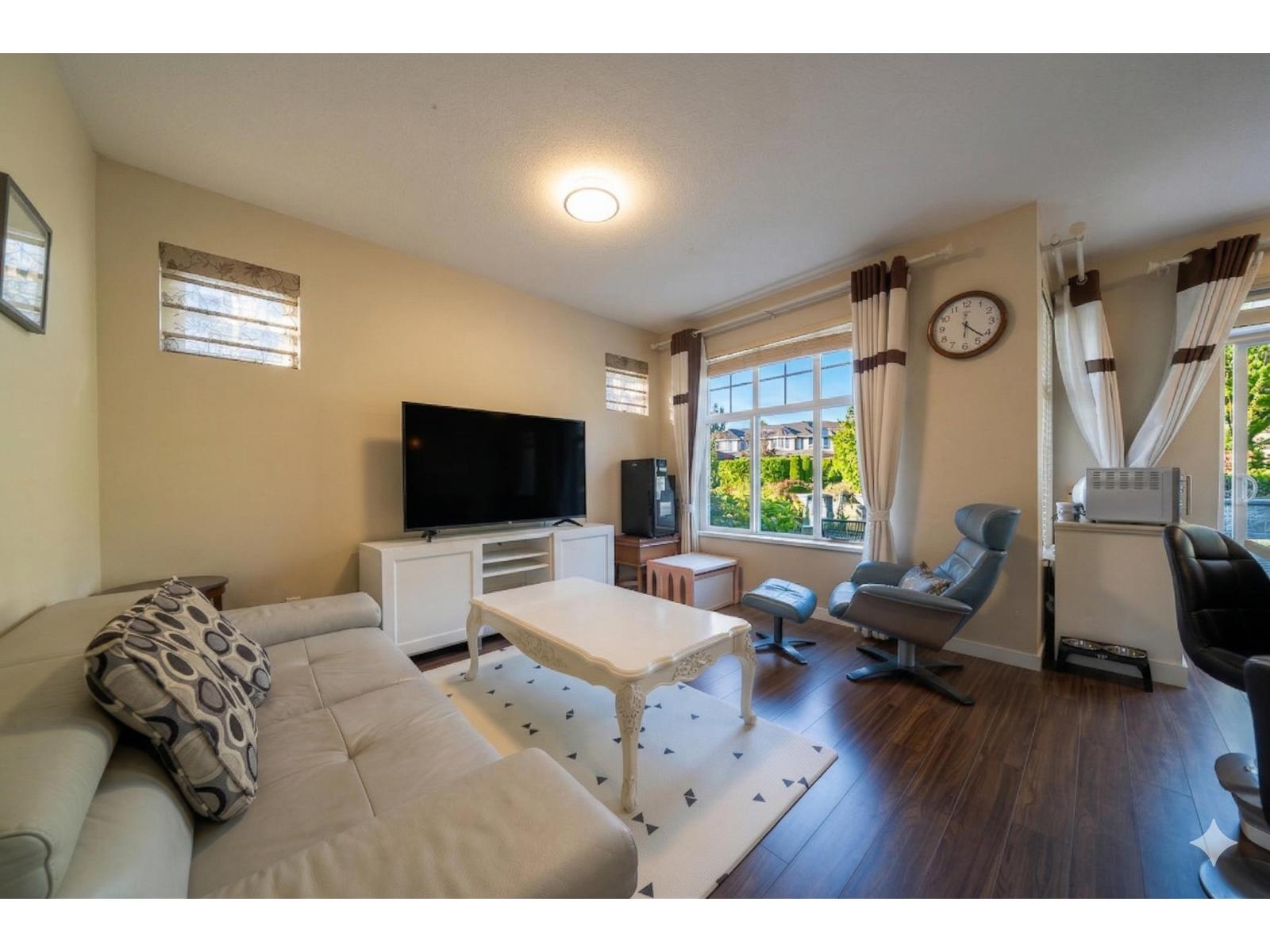 #36-10500 DELSOM Crescent, Delta