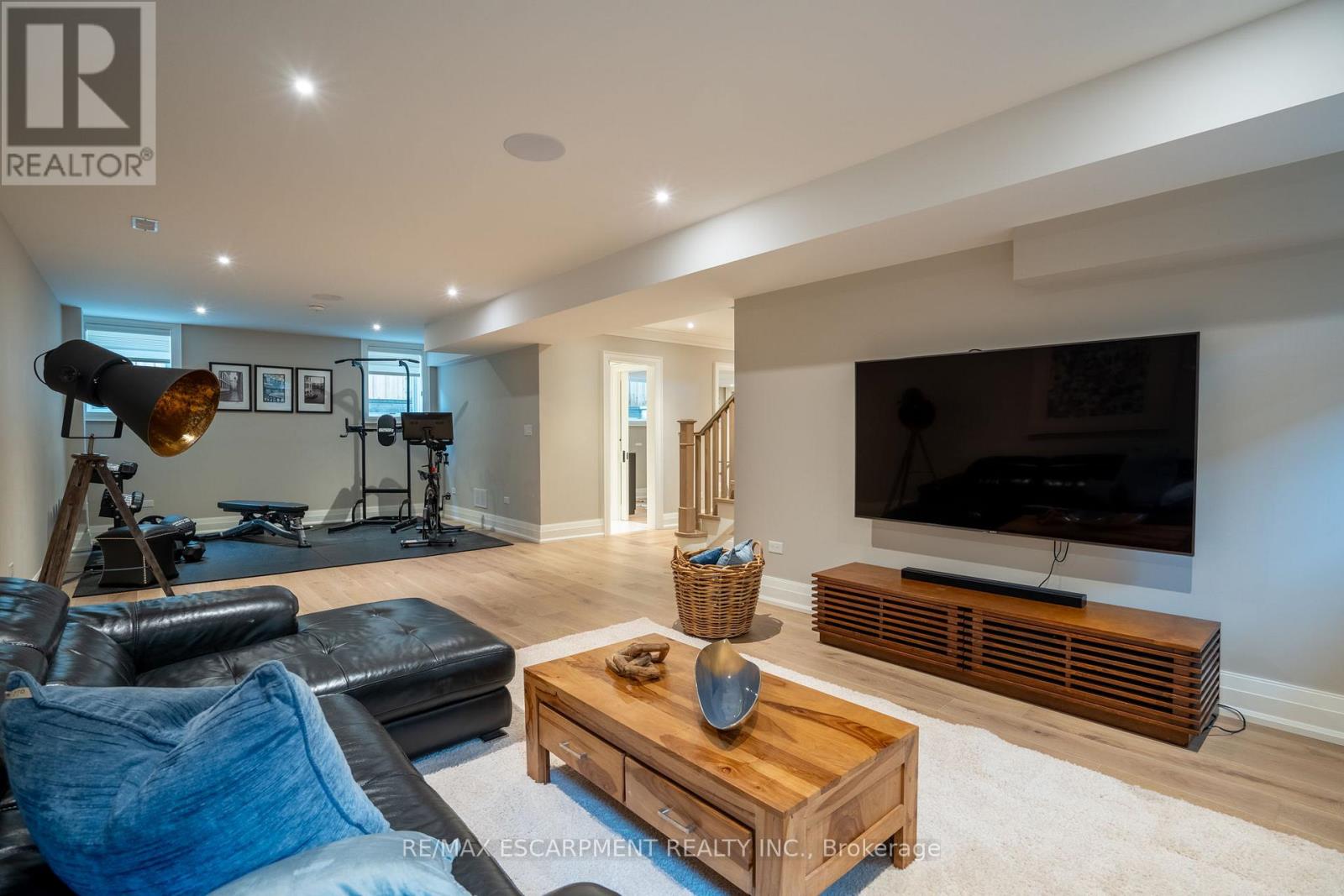 385 PINE COVE ROAD - 19