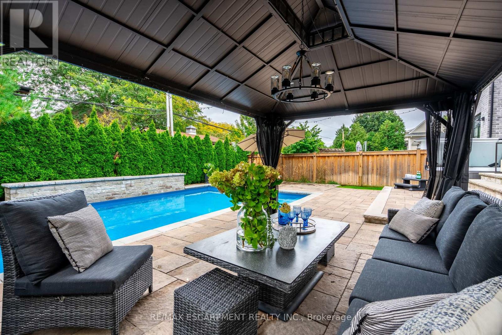 385 PINE COVE ROAD - 23