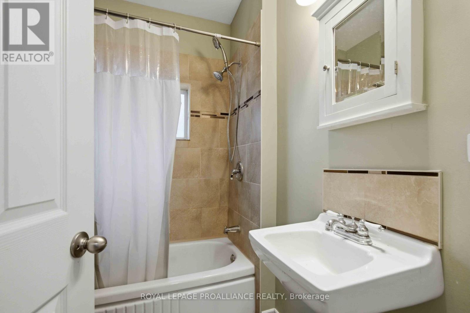 12 ALBERT ROAD - 13