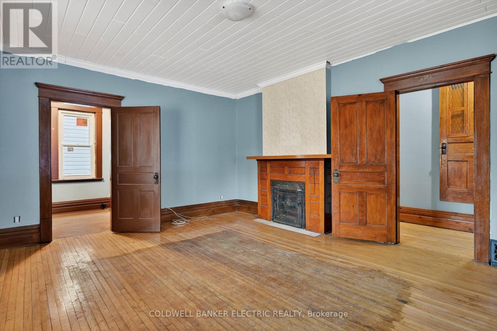 804 HUNTER STREET - 22