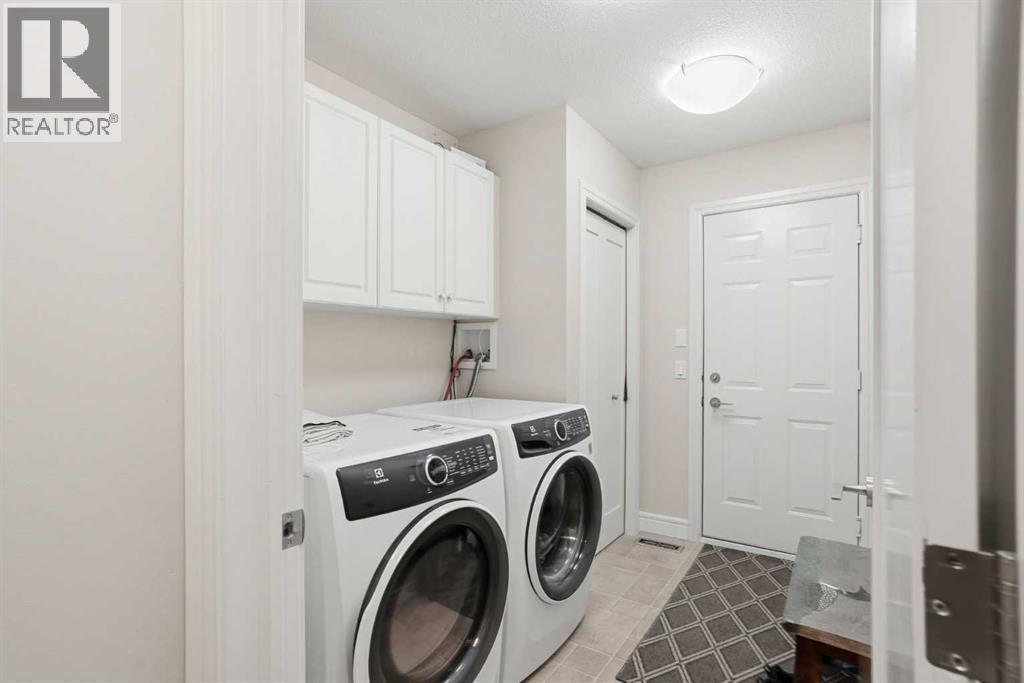 40 Eagleview Way, Cochrane