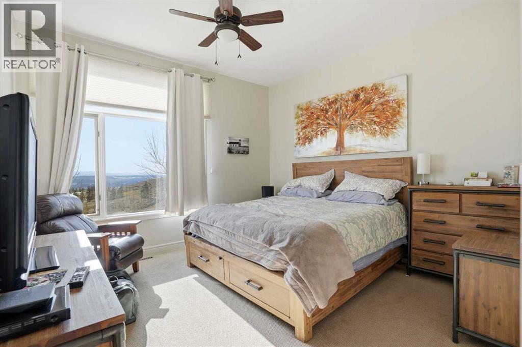 40 Eagleview Way, Cochrane