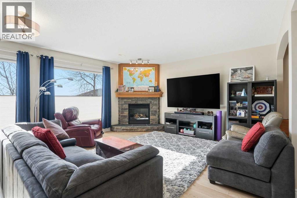 40 Eagleview Way, Cochrane