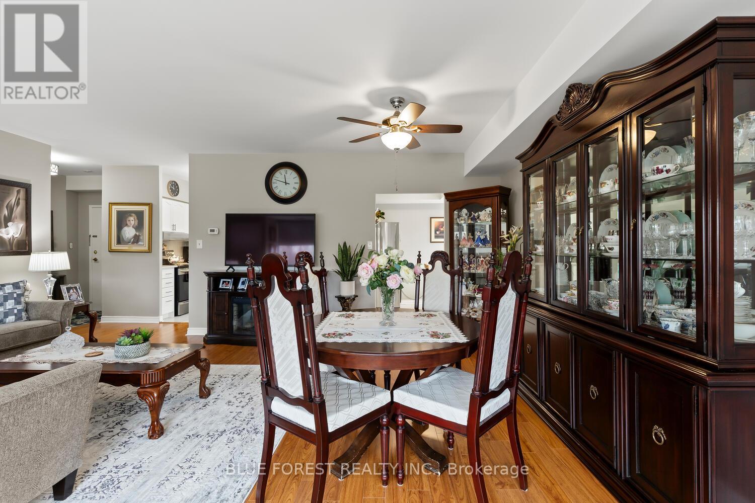 #203 744 WONDERLAND ROAD S - 26
