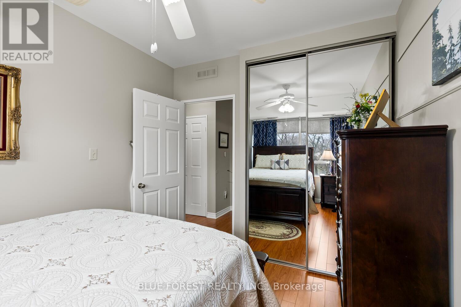 #203 744 WONDERLAND ROAD S - 34