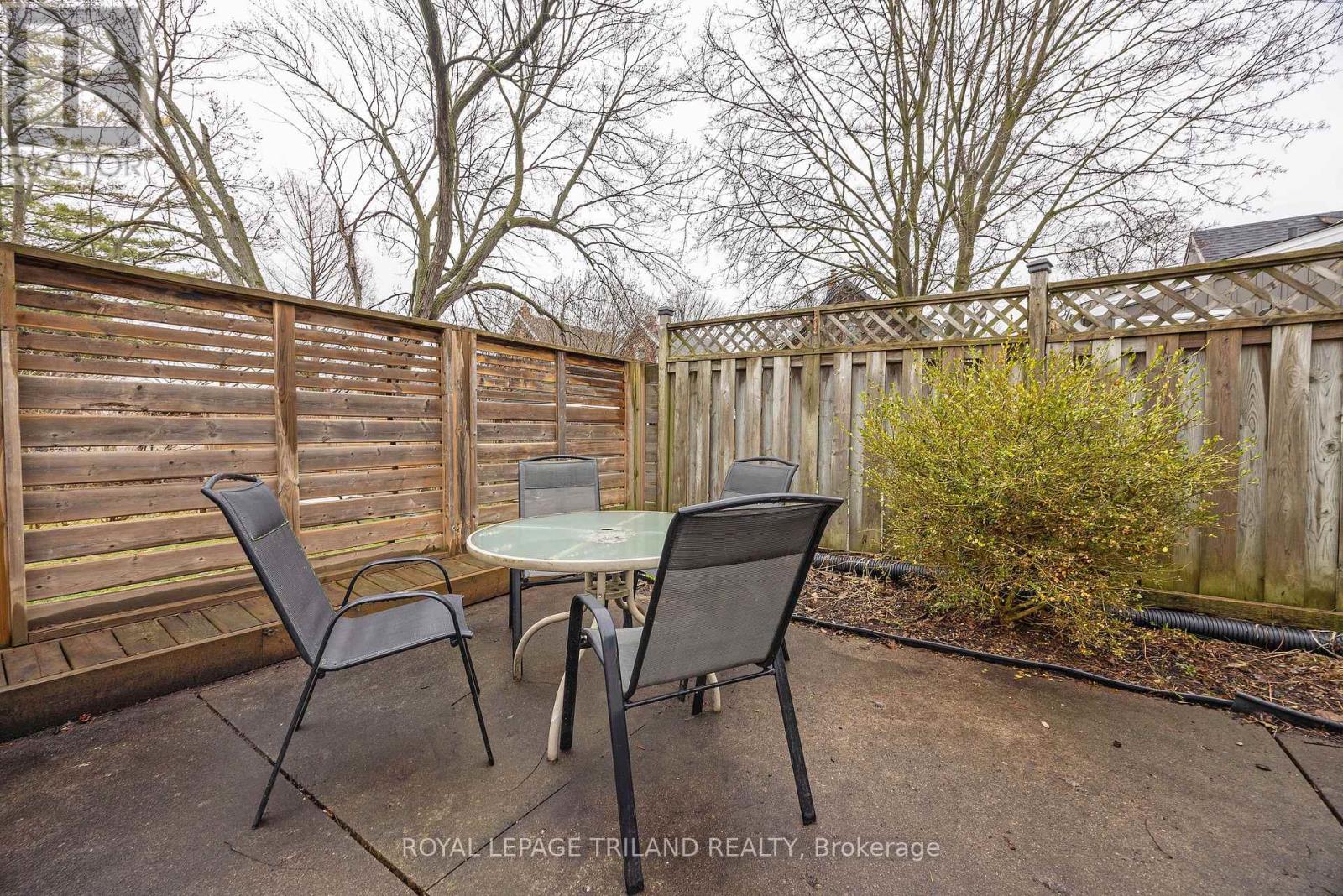 208 EDWARD STREET Property Photo