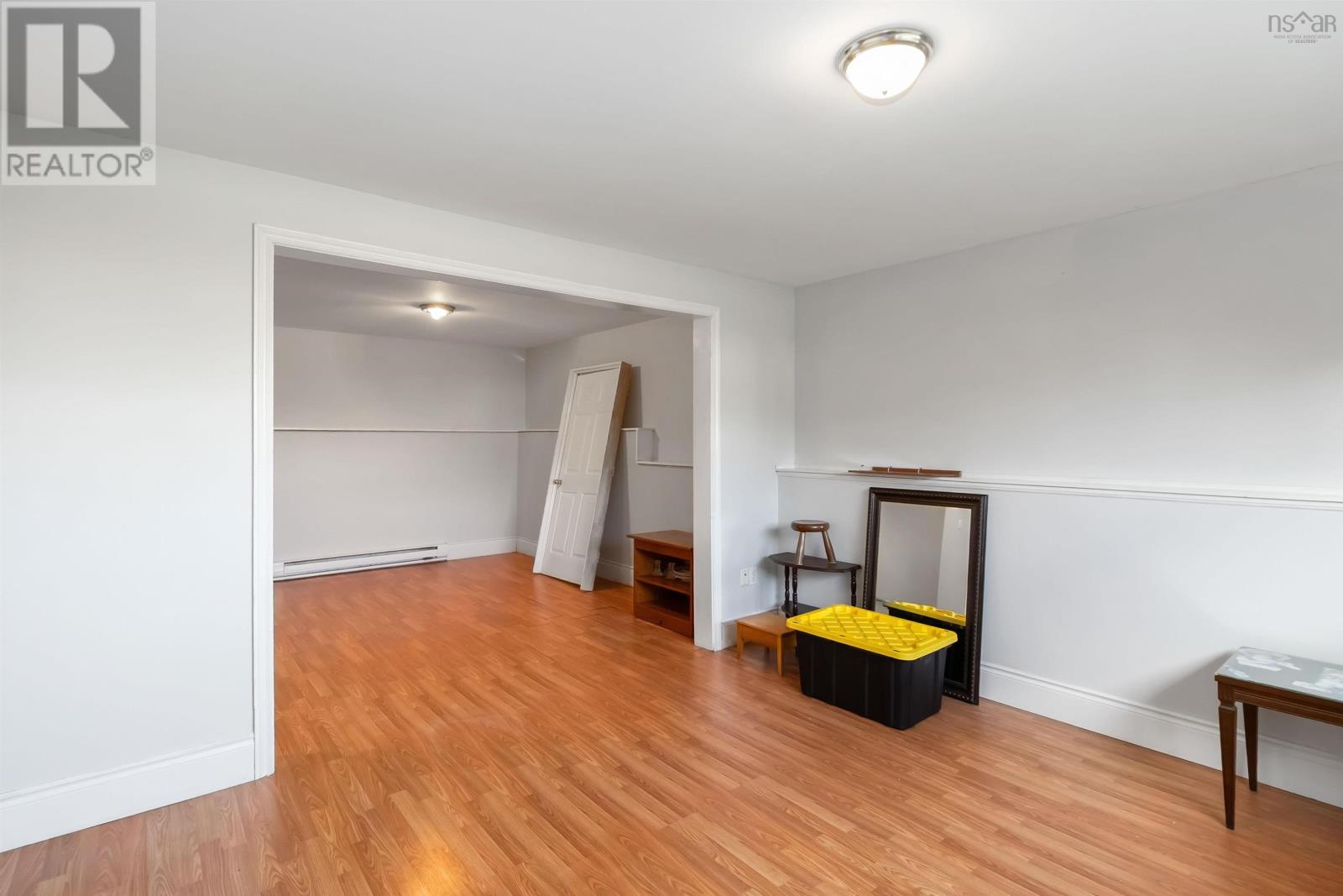 Property 21 of 33 of 45 Grove Avenue