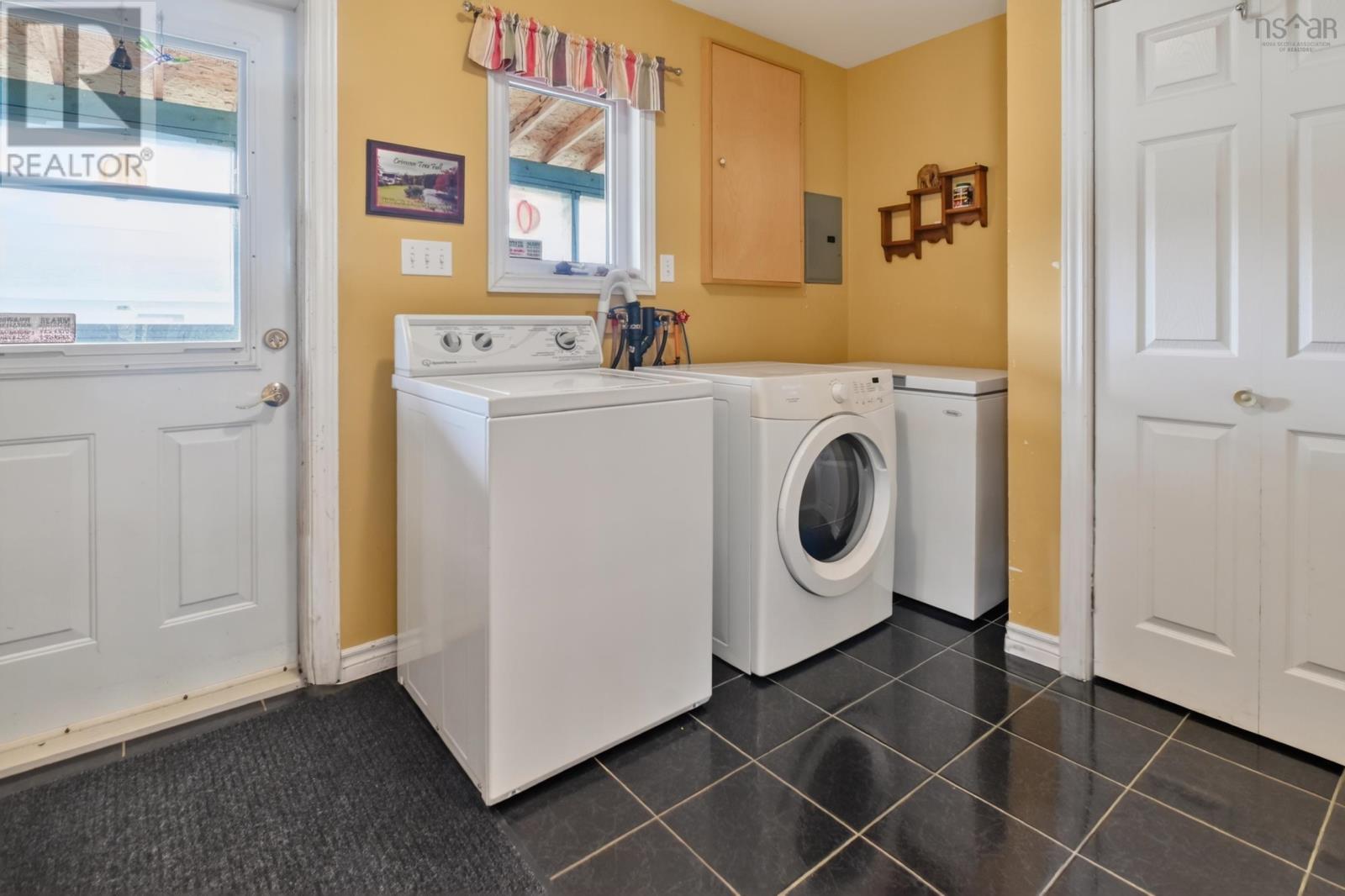 Property 31 of 47 of 1235 Loch Lomond Road