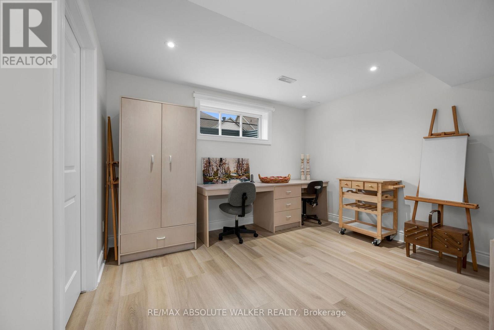 272 STERLING STREET — photo 27