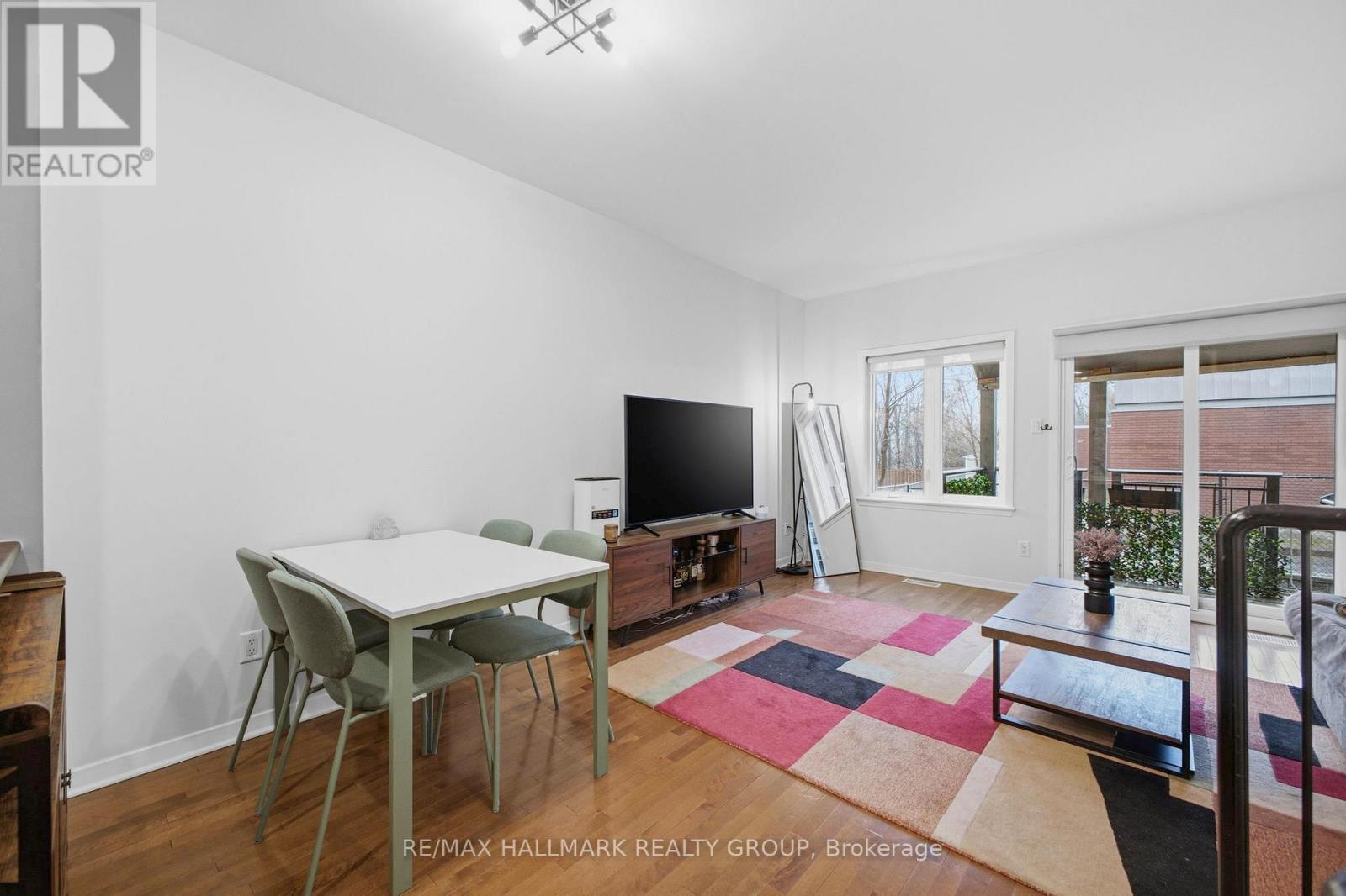 #5 795 MONTREAL ROAD - 12