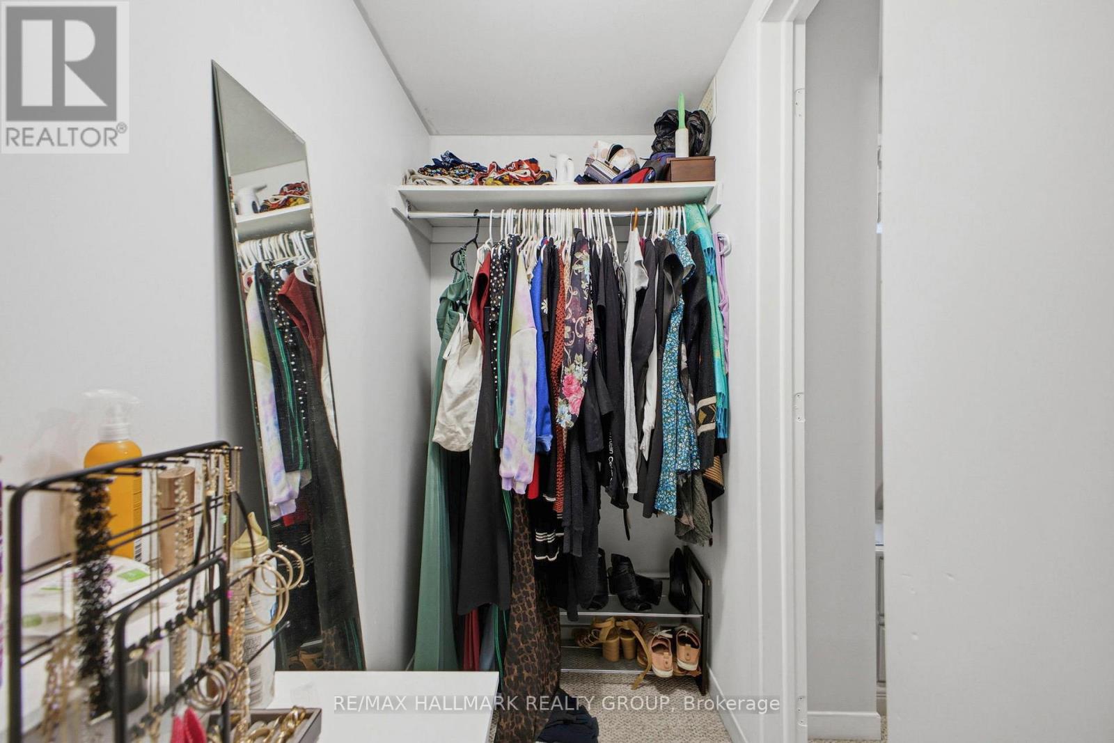 #5 795 MONTREAL ROAD - 24