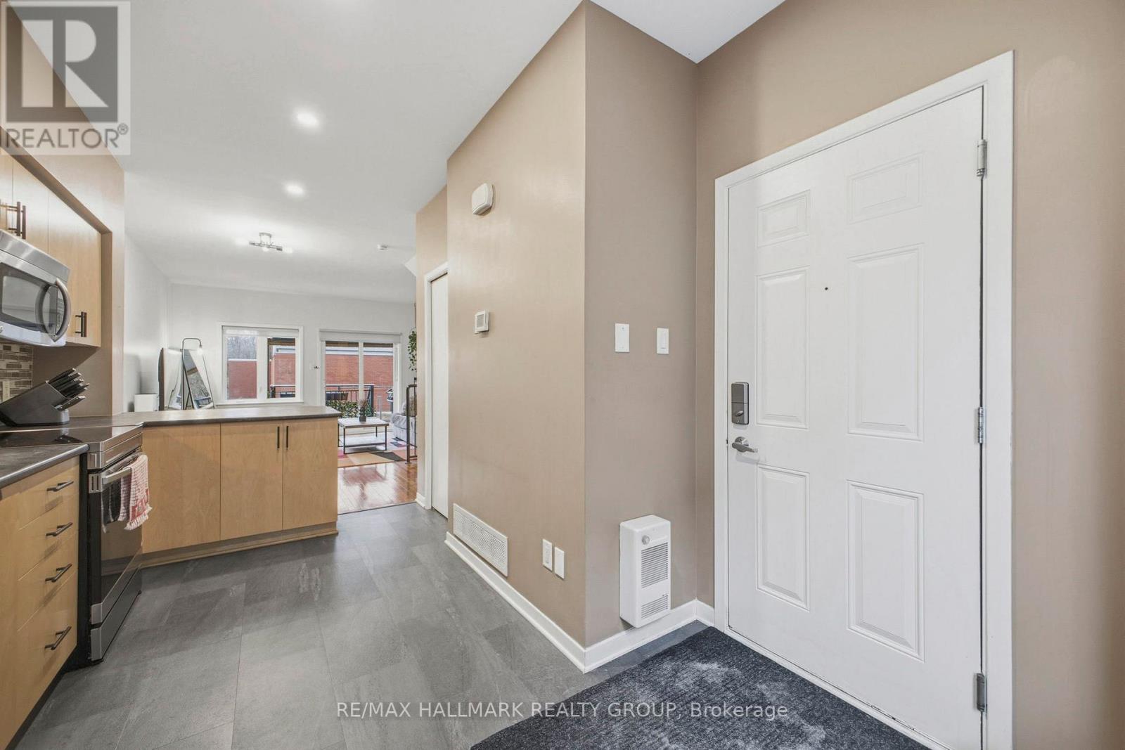 #5 795 MONTREAL ROAD - 5