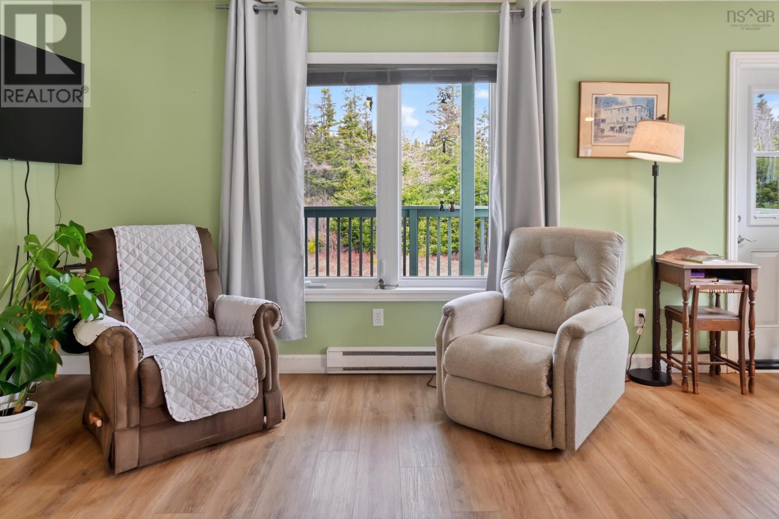 Property 11 of 47 of 1235 Loch Lomond Road