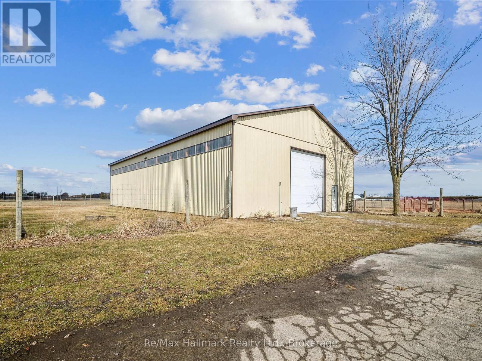 232 EIGHTH ROAD E — photo 45