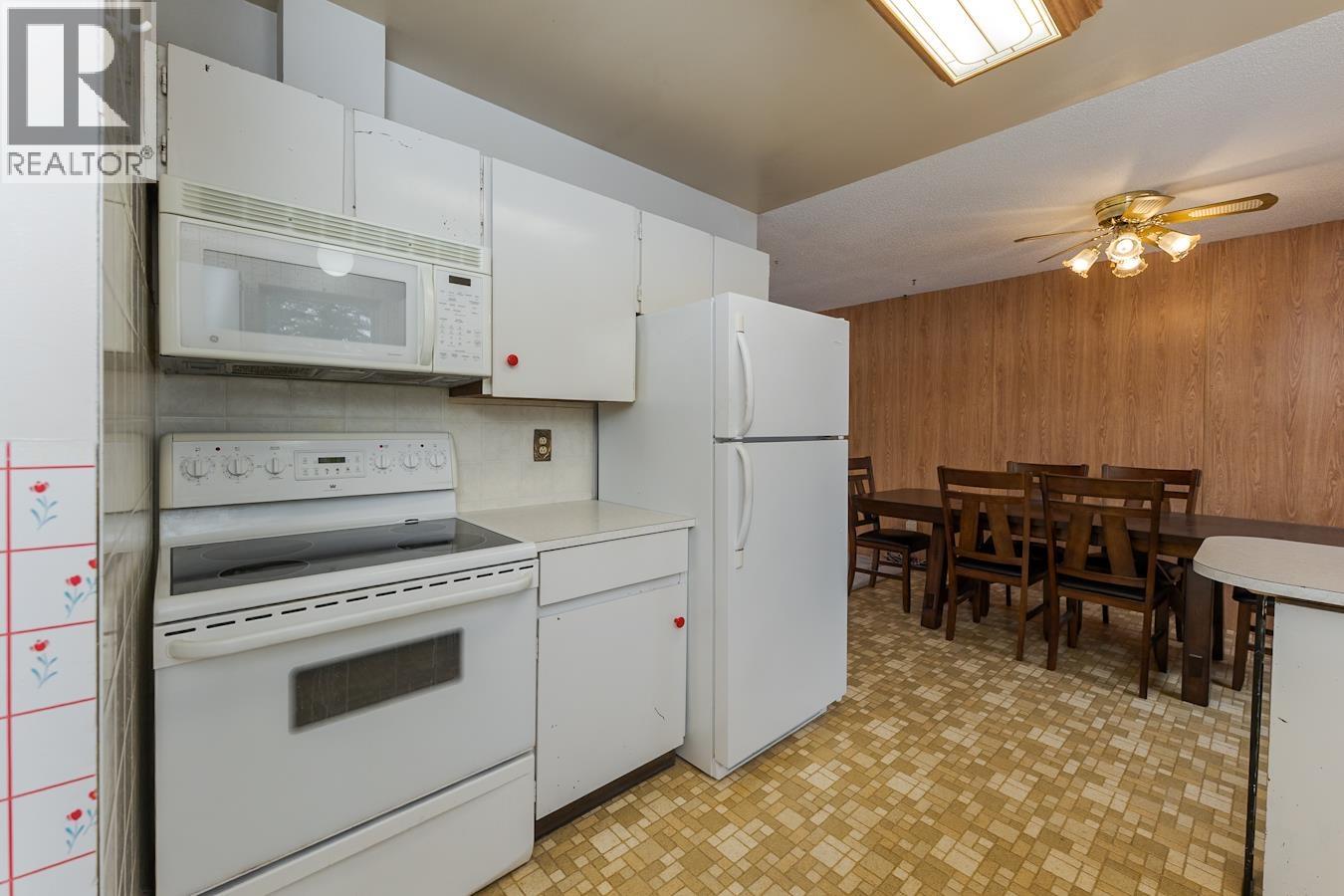 7600 LOYOLA DRIVE - 18