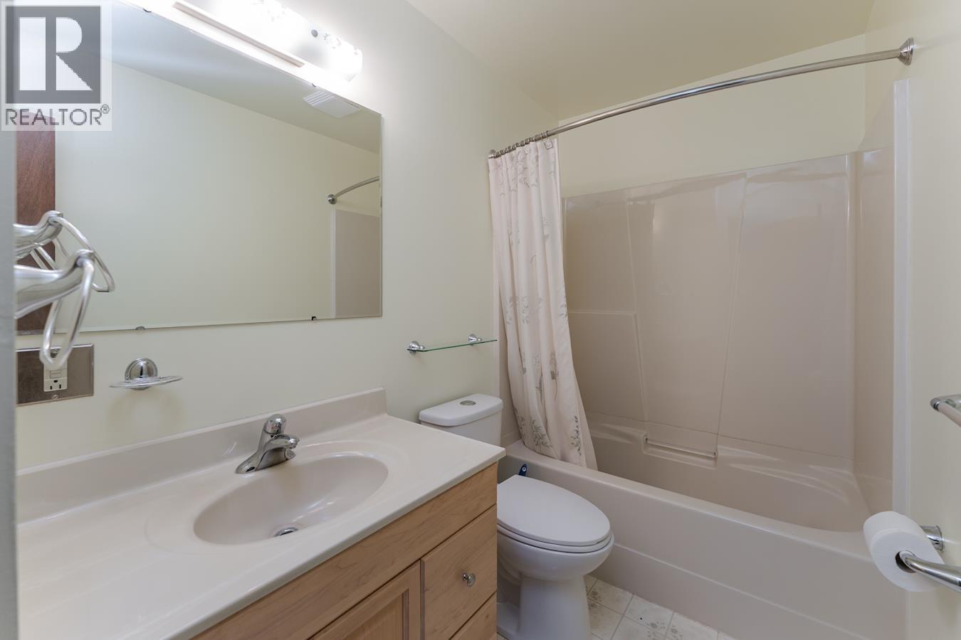 7600 LOYOLA DRIVE - 19