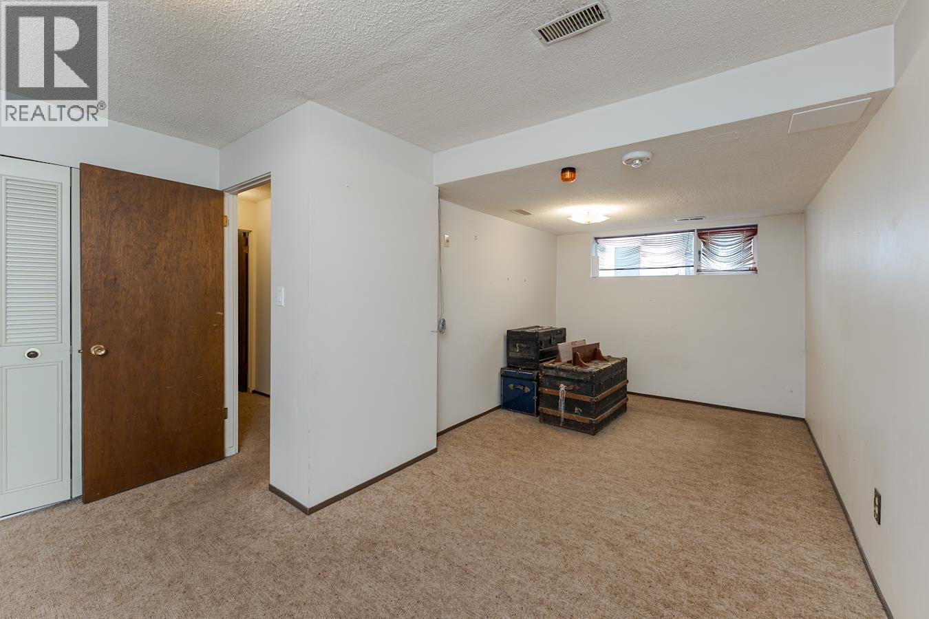 7600 LOYOLA DRIVE - 25