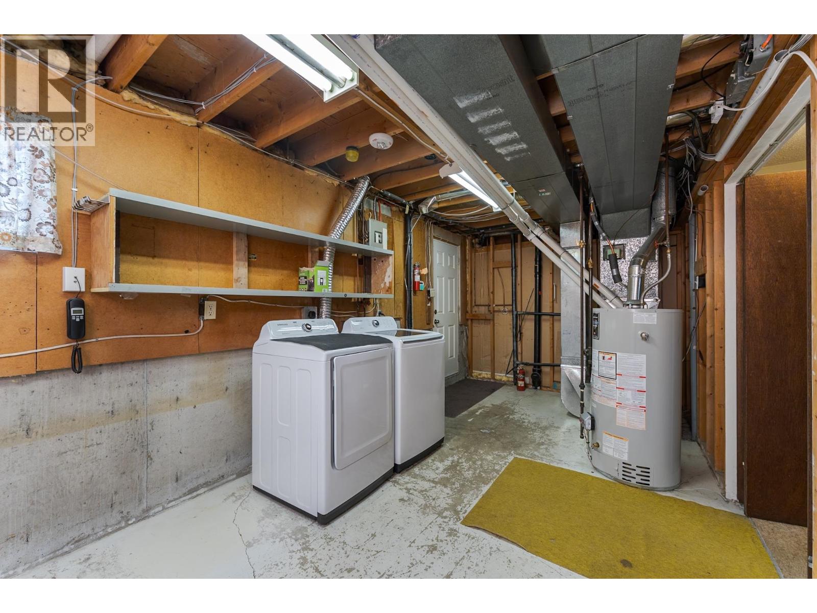 7600 LOYOLA DRIVE - 32