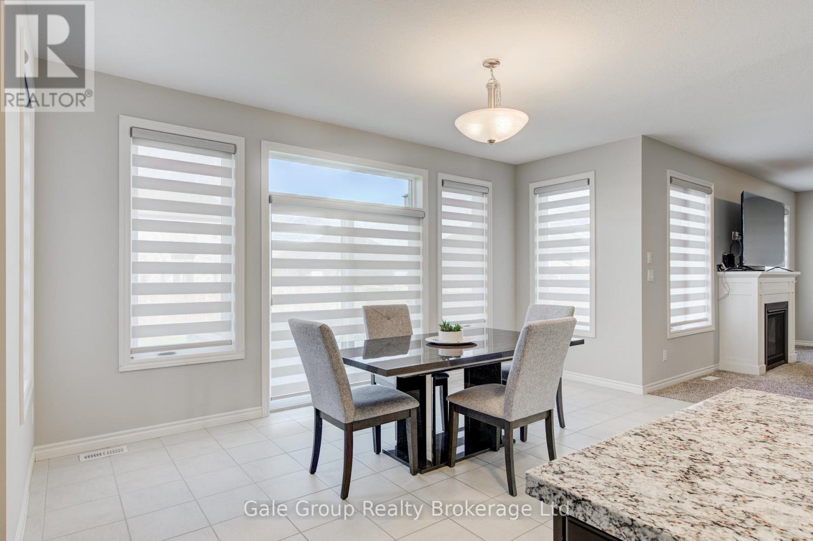 5 BALMORAL LANE - 15