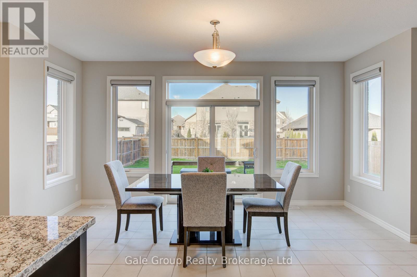 5 BALMORAL LANE - 16
