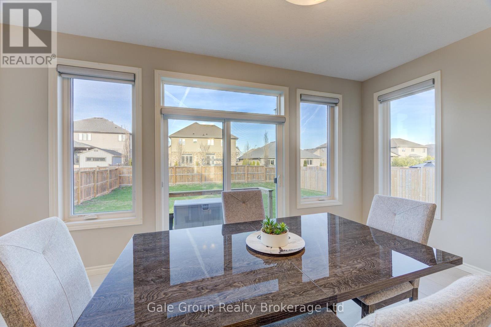 5 BALMORAL LANE - 18