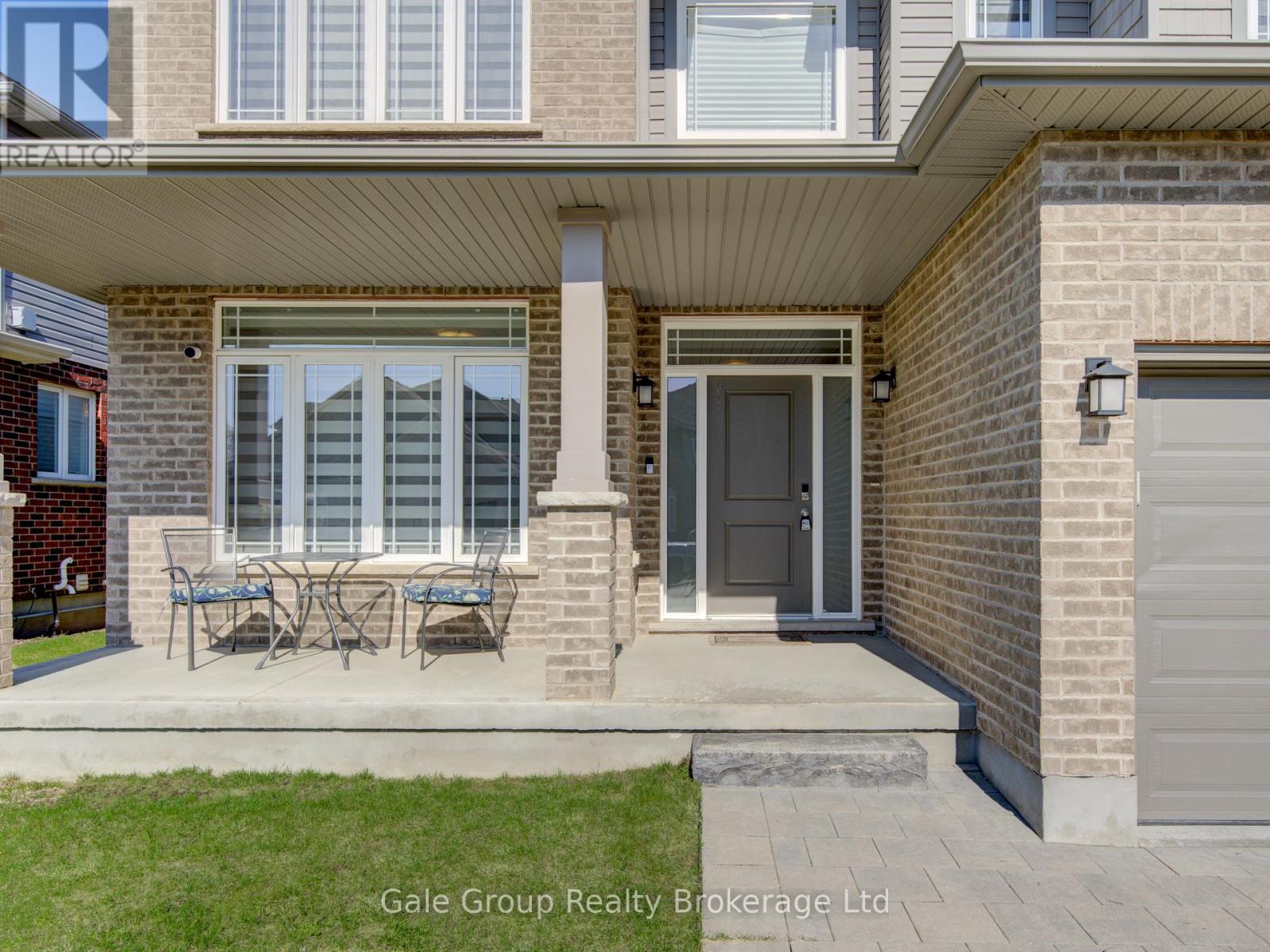 5 BALMORAL LANE - 3