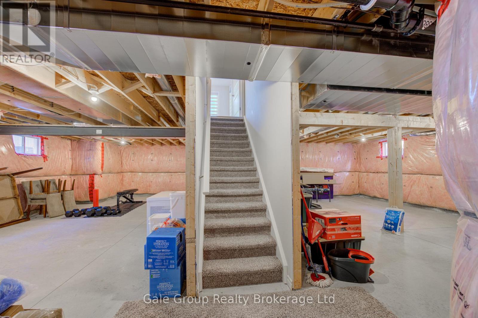 5 BALMORAL LANE - 39