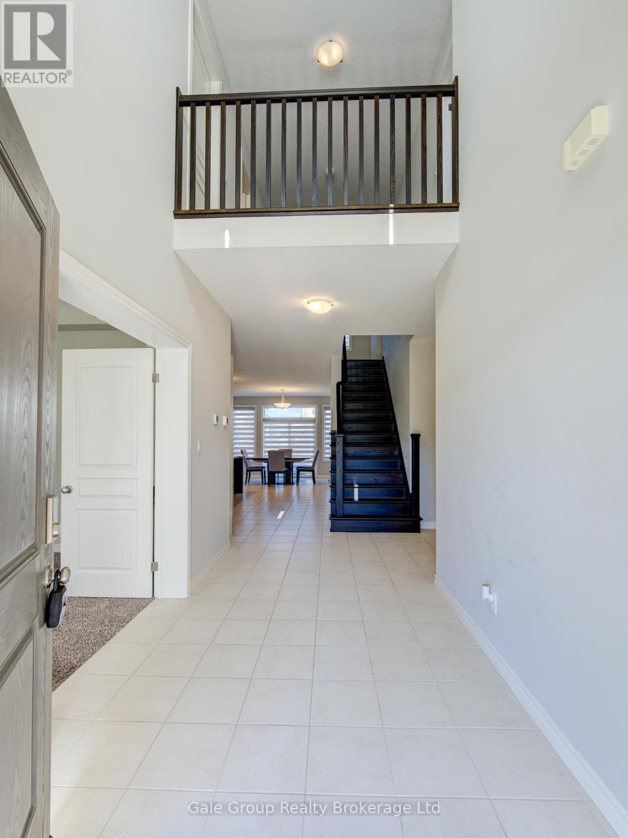 5 BALMORAL LANE - 4
