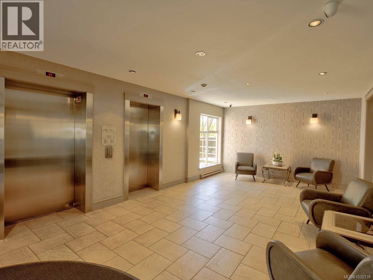 #501 75 SONGHEES RD - 10