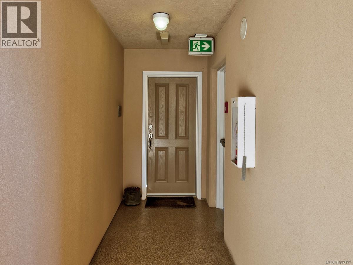 #501 75 SONGHEES RD - 12