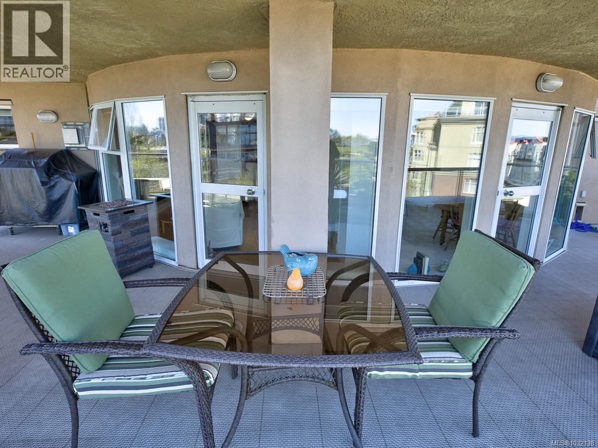 #501 75 SONGHEES RD - 26