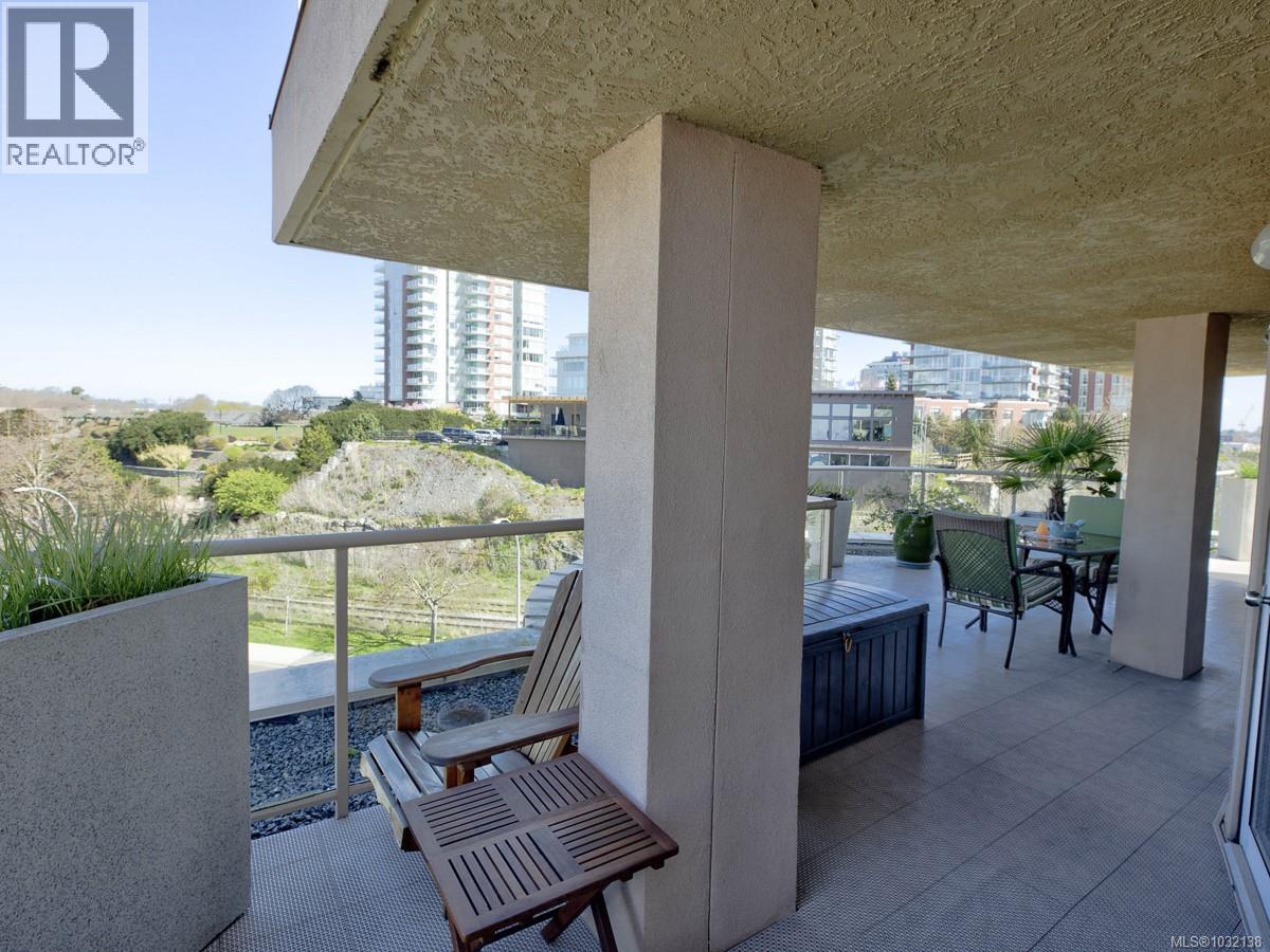 #501 75 SONGHEES RD - 27