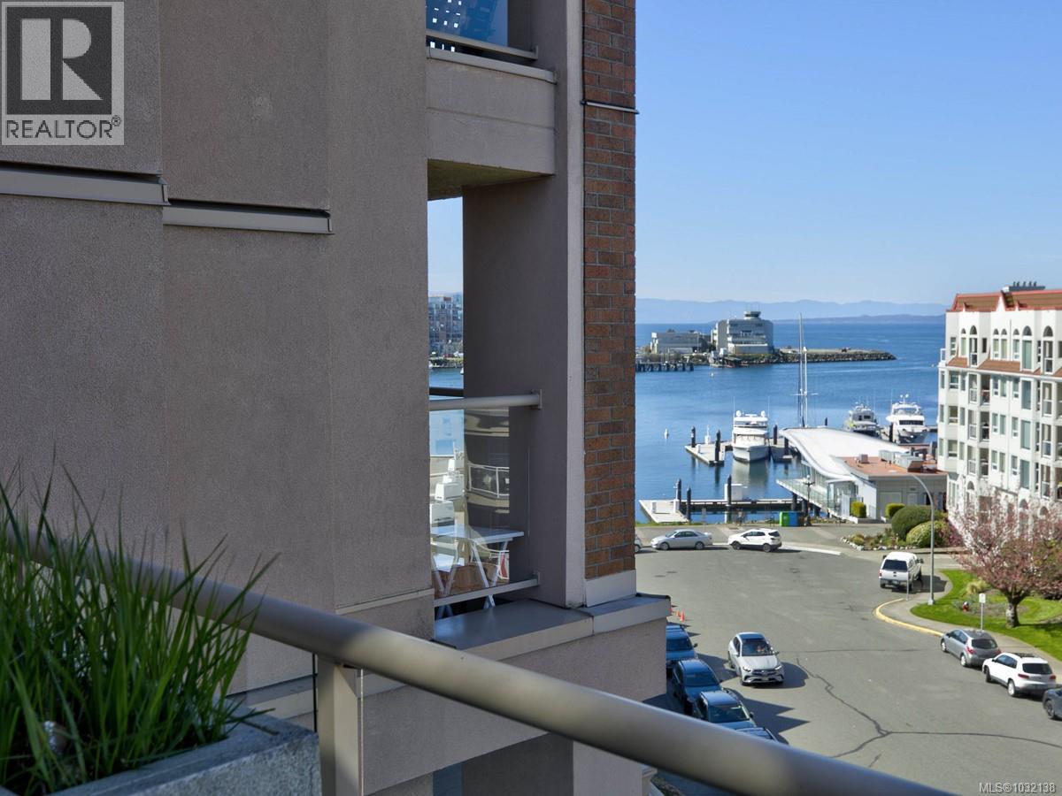 #501 75 SONGHEES RD - 28