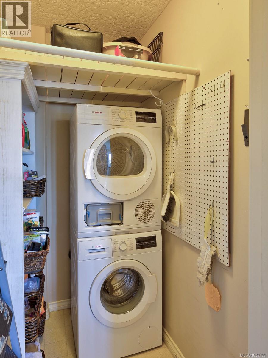 #501 75 SONGHEES RD - 38