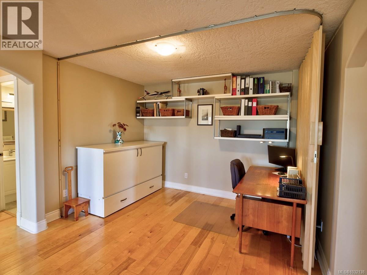 #501 75 SONGHEES RD - 39