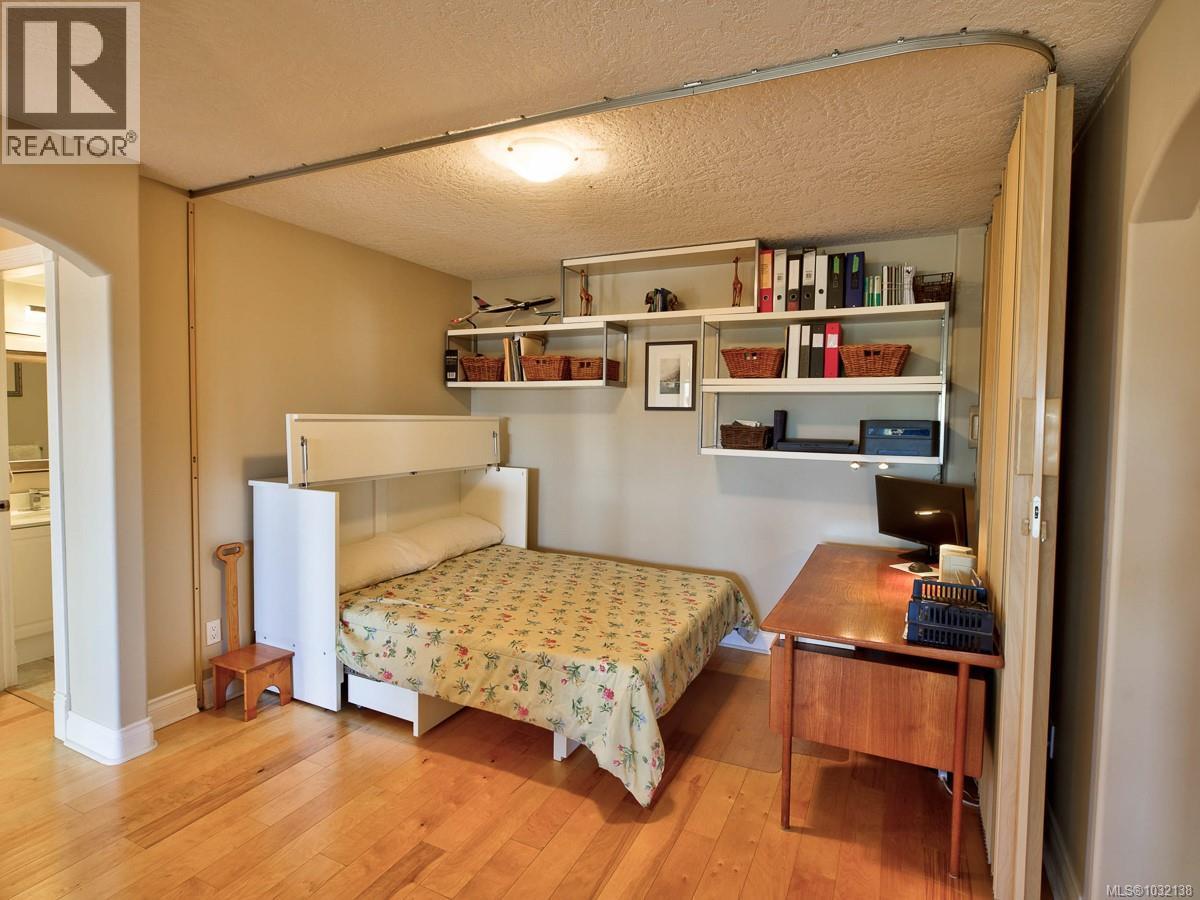 #501 75 SONGHEES RD - 41