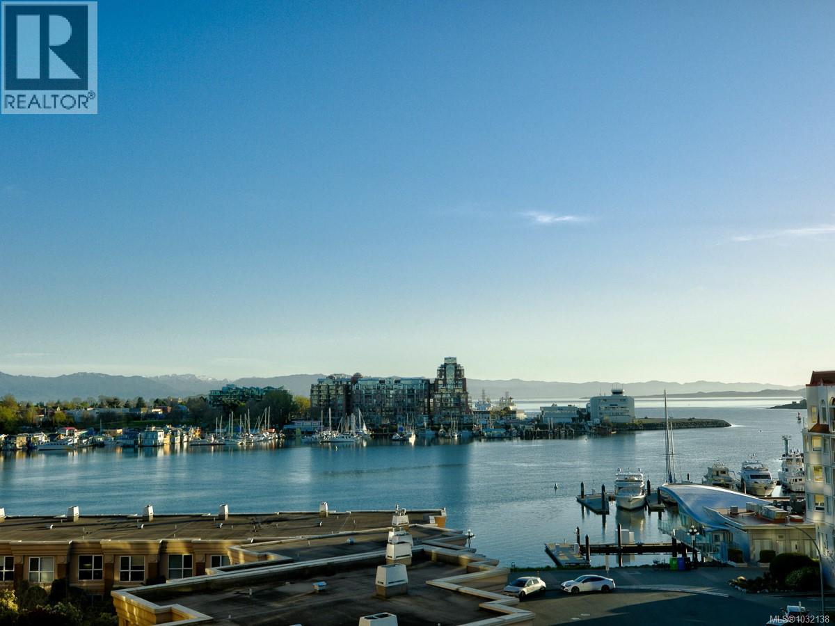 #501 75 SONGHEES RD - 52