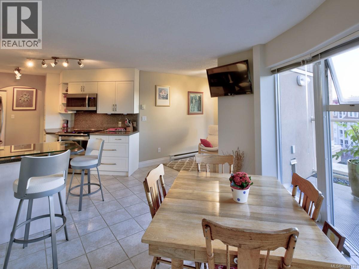 #501 75 SONGHEES RD - 56