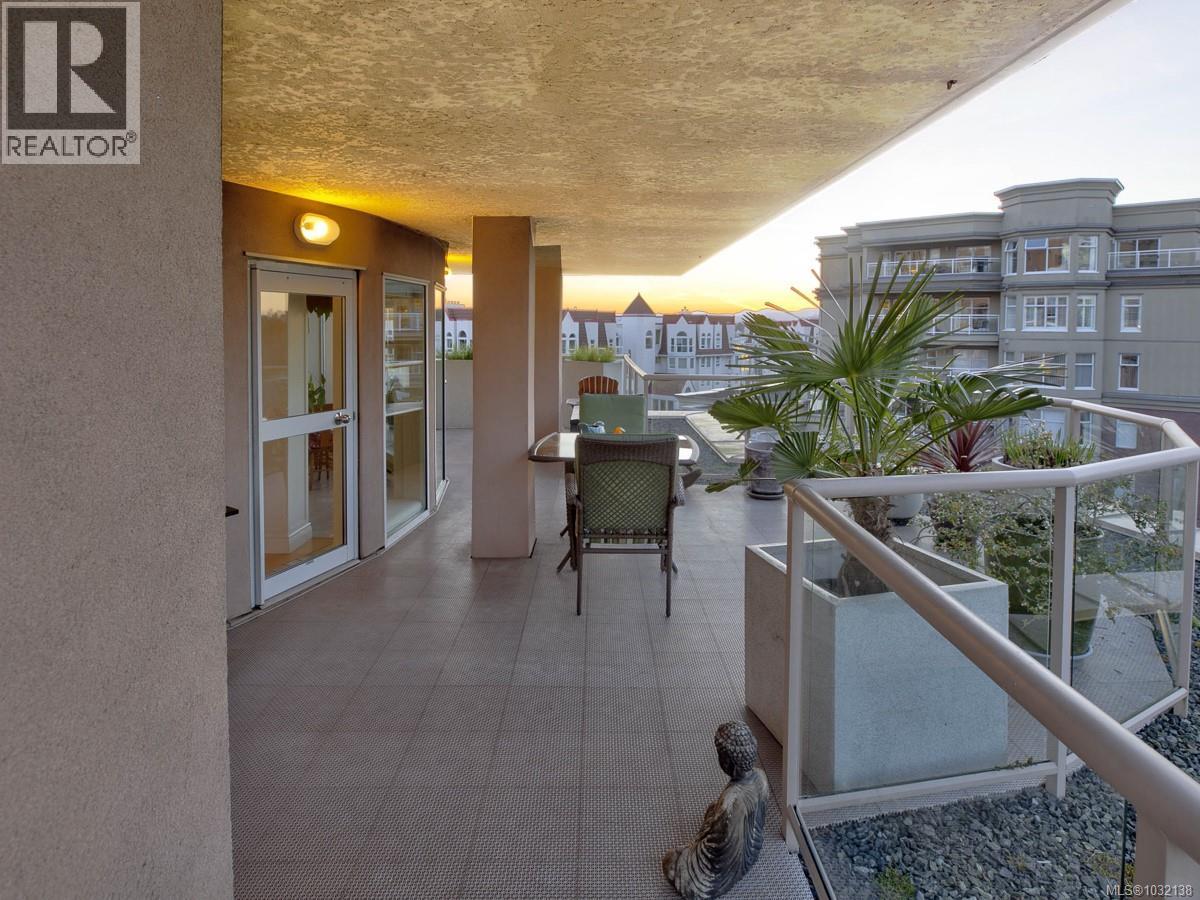 #501 75 SONGHEES RD - 59