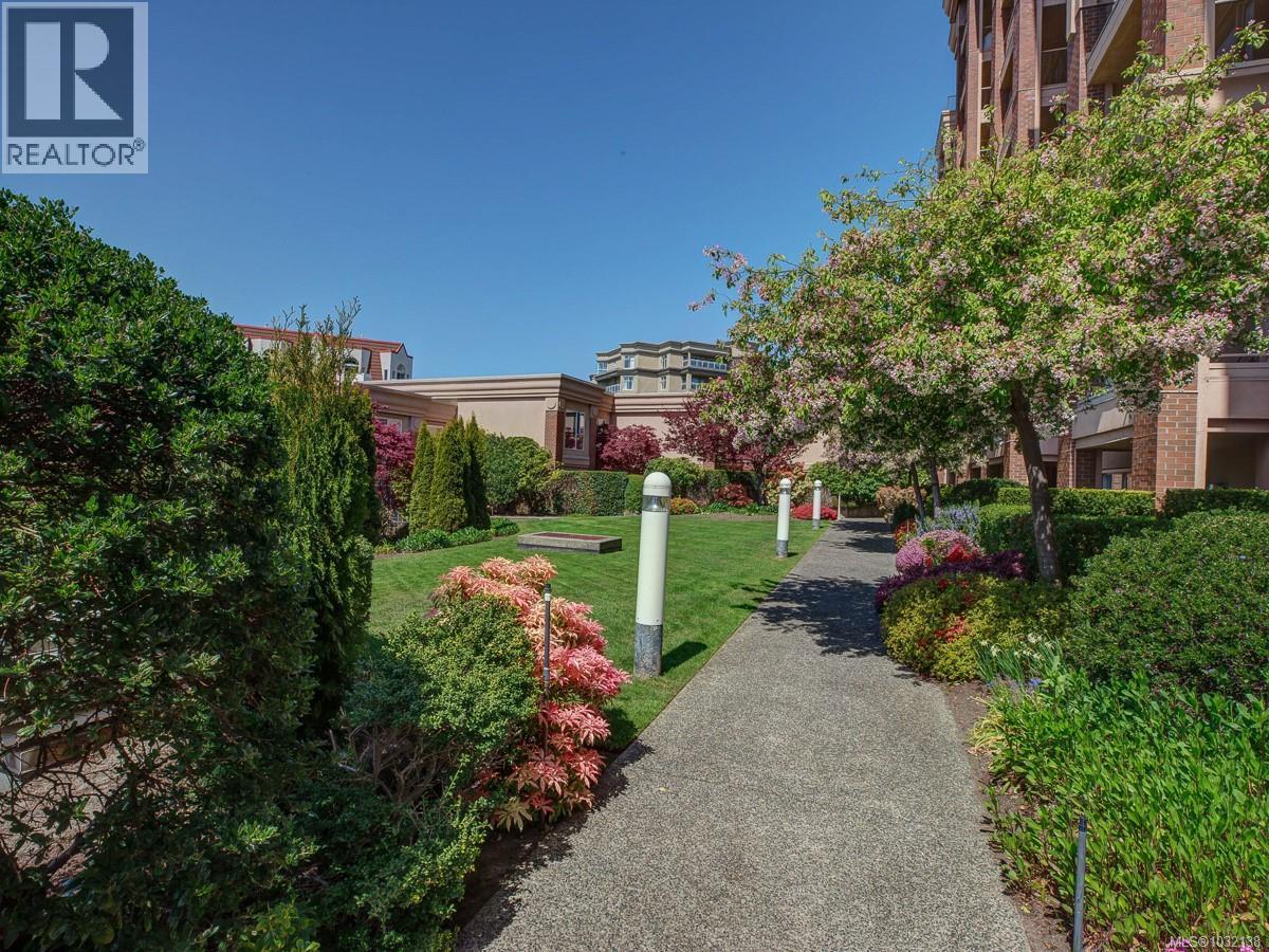 #501 75 SONGHEES RD - 78