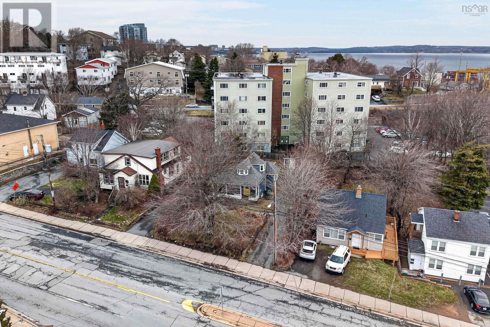 Property 6 of 30 of 3762 Dutch Village Road