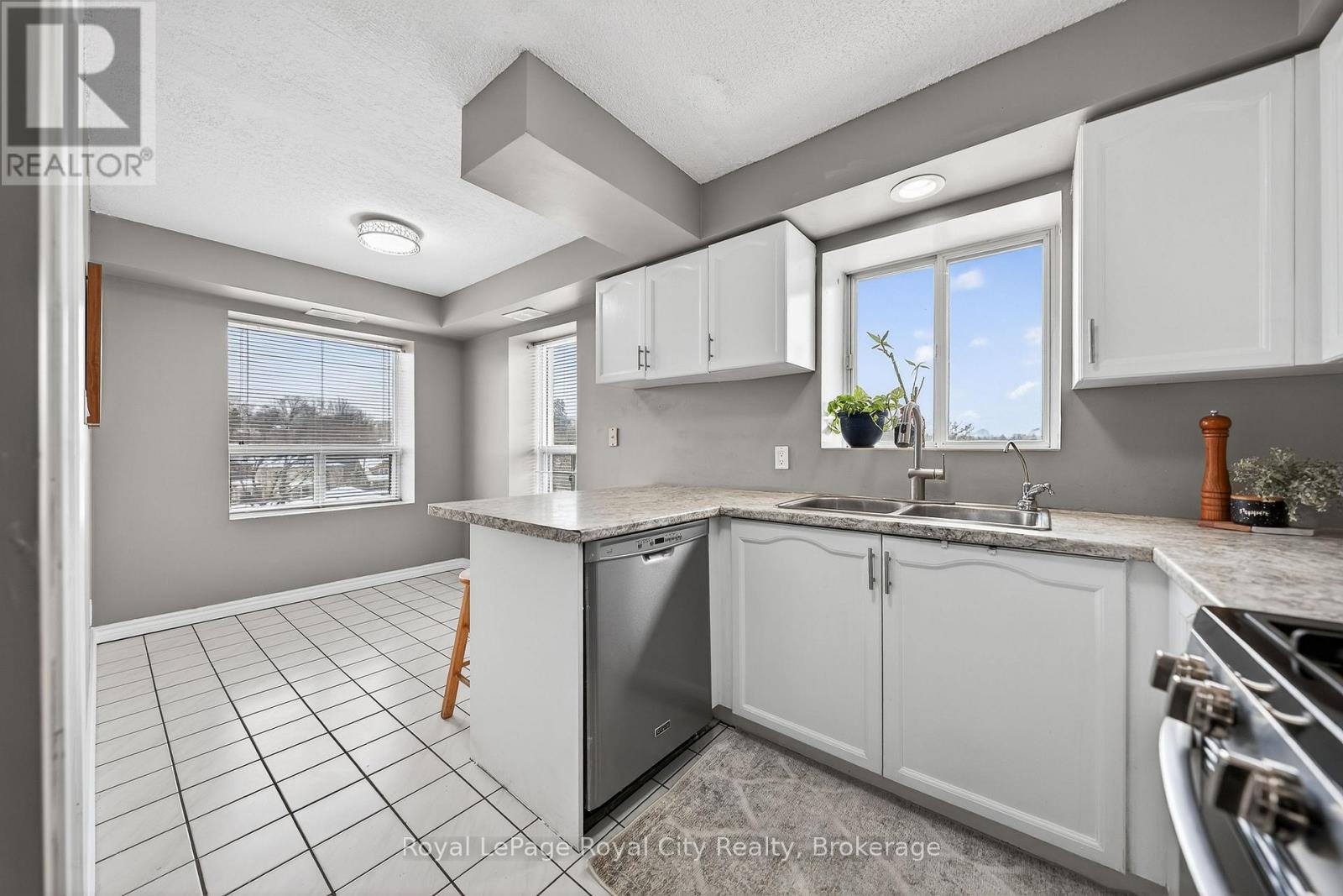 #701 281 BRISTOL STREET - Image 16