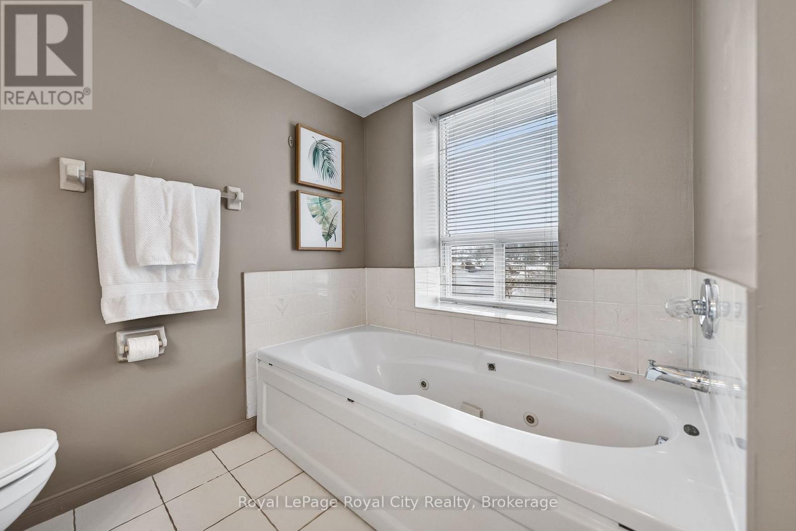 #701 281 BRISTOL STREET - Image 25