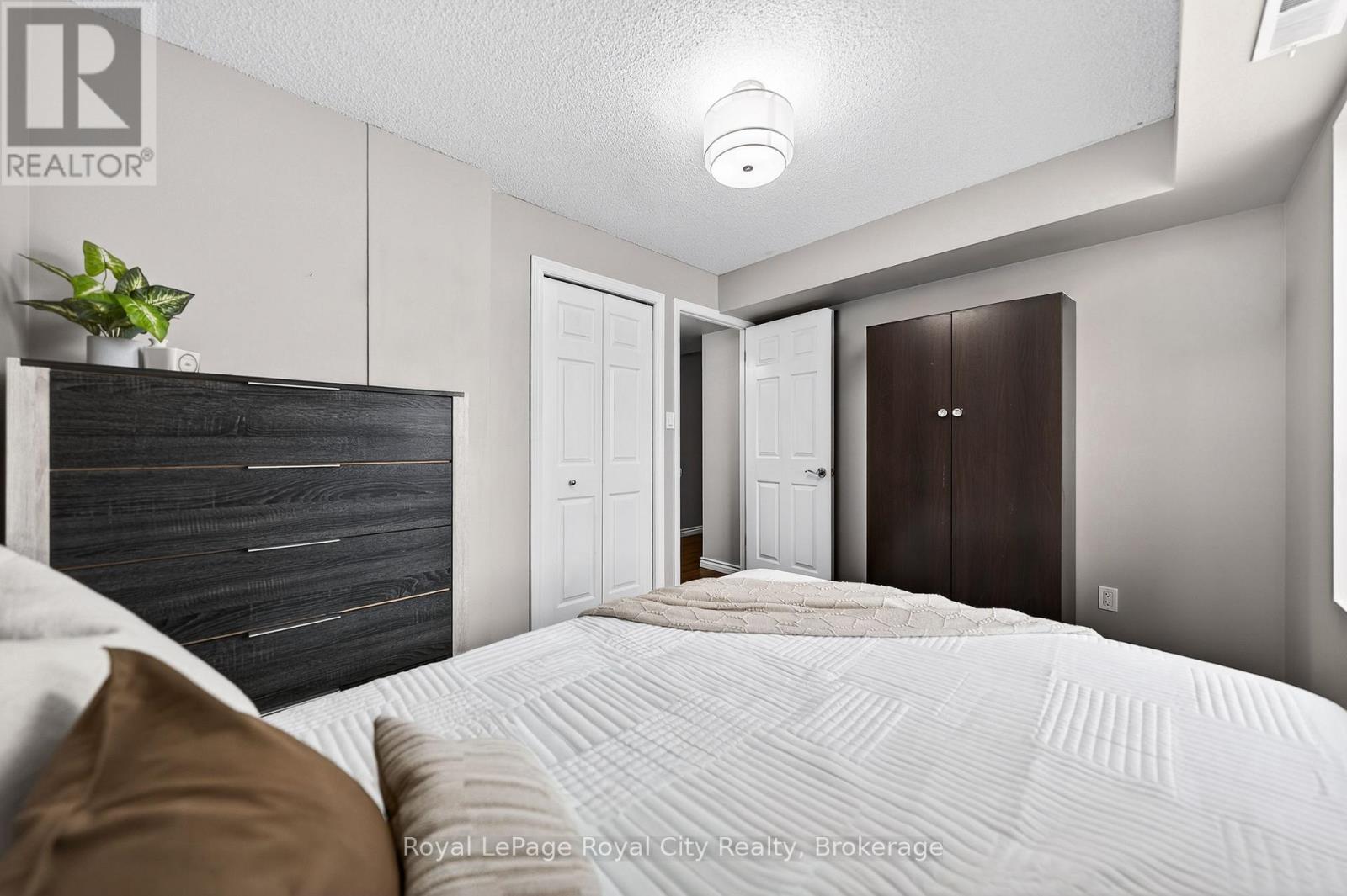 #701 281 BRISTOL STREET - Image 28