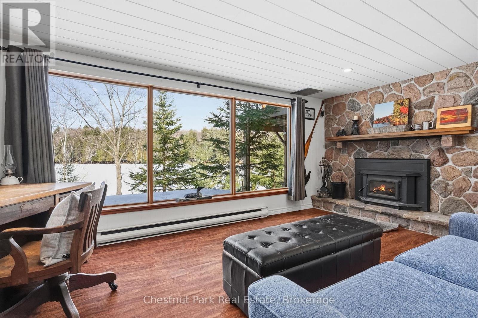 527 HARP LAKE ROAD - 19