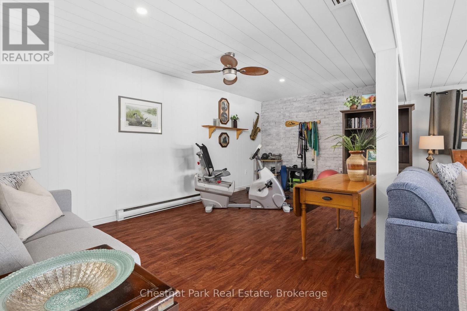 527 HARP LAKE ROAD - 21