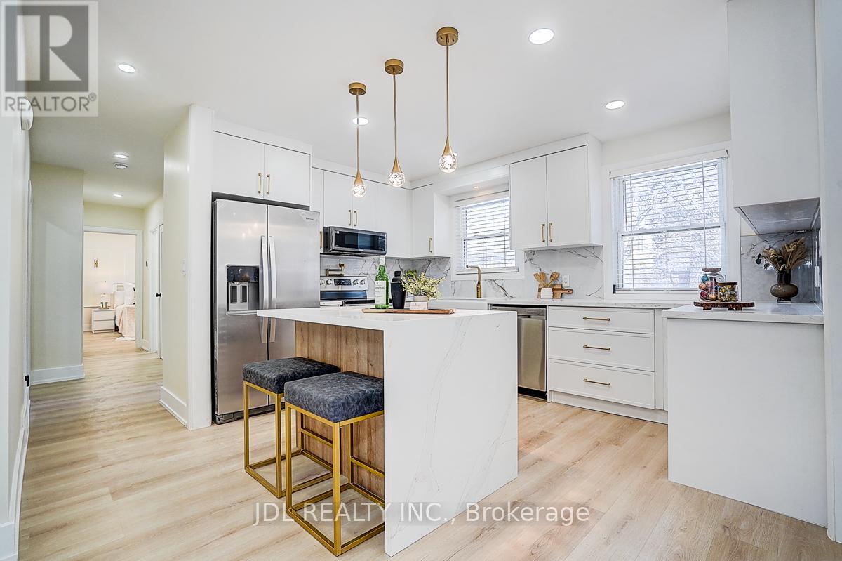15 CROSSBURN DRIVE - 22